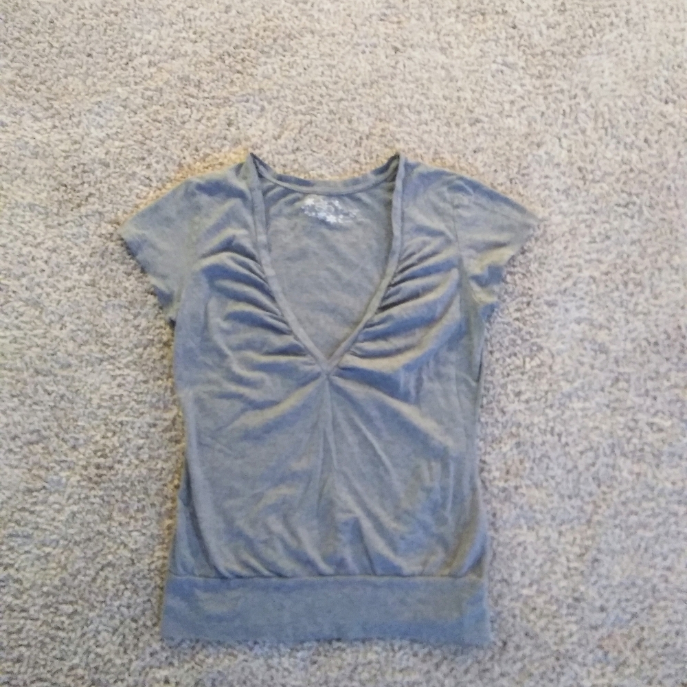 WOMEN'S SO TOP